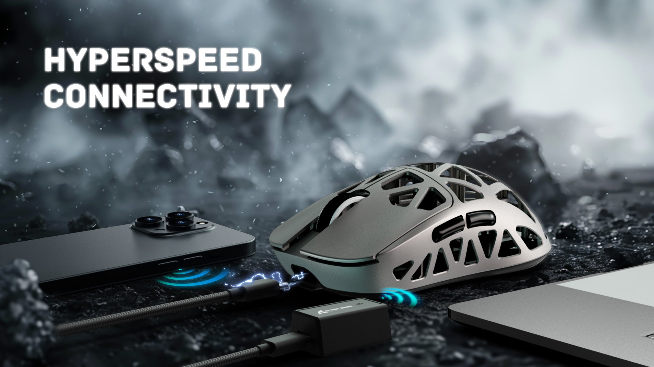 ATTACK SHARK R2 Mouse da Gioco in Lega di Magnesio PAW3950 8K con Cavo Avvolto per Mouse (Dock di Ricarica Non Incluso)